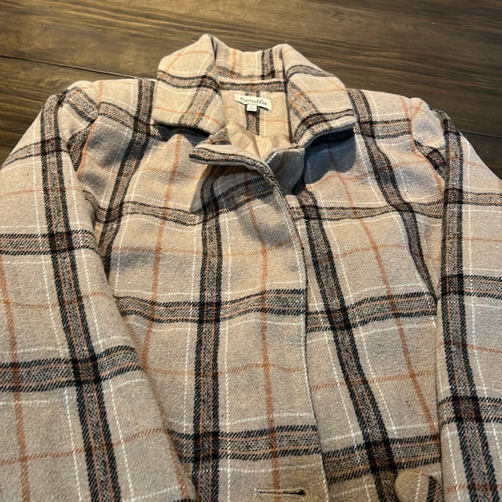 Elegant Plaid Women's Blazer in Beige and Black